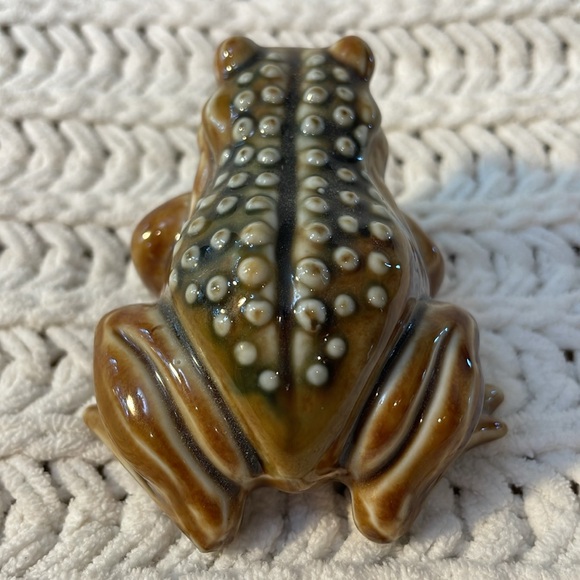 1960s Vintage Porcelain Toad Figurine Gold Eyes from Japan - Picture 4 of 9